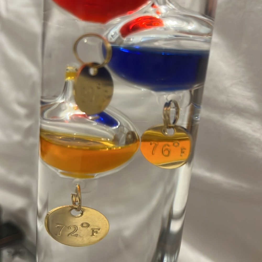 Galileo Glass Thermometer with Multicolor Floating Balls Office Table Home Decor - Picture 7 of 8